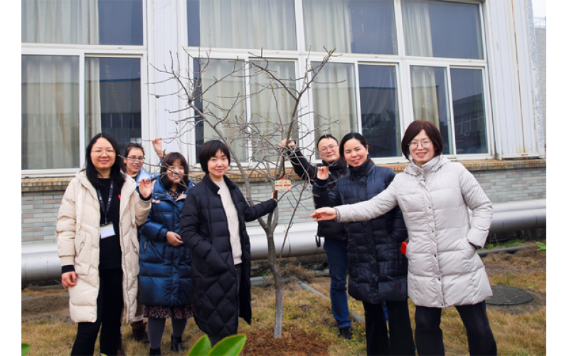 天旗植樹節組織員工廠區植樹活動